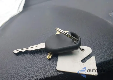 2016 Ford Police Interceptor z USA, uszkodzony, nr VIN 1FM5K8AR9GGC42360